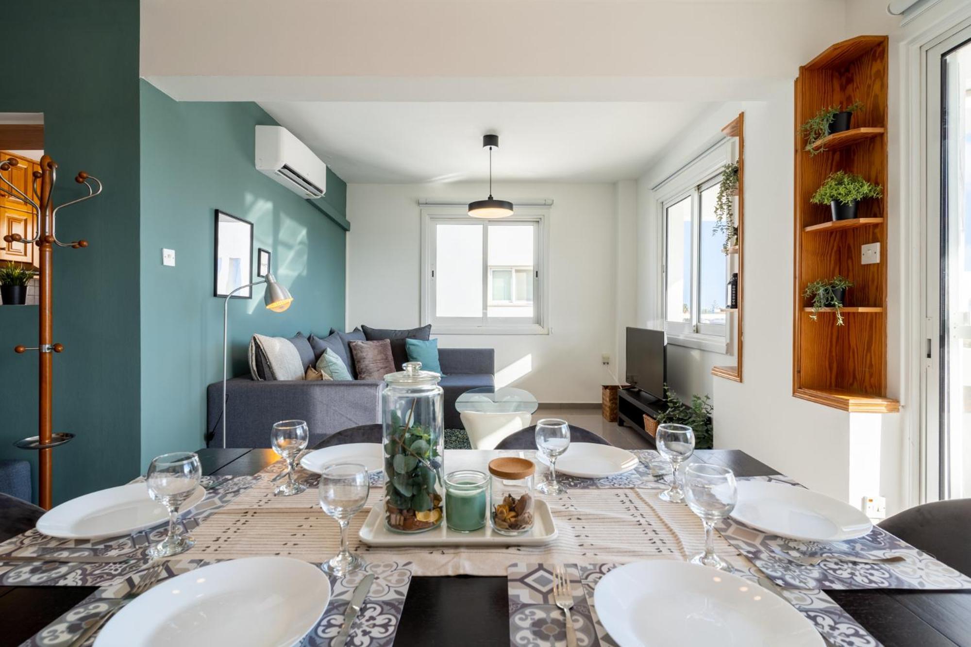 Jayde 2-Bedroom Apartment In Larnaca Zewnętrze zdjęcie